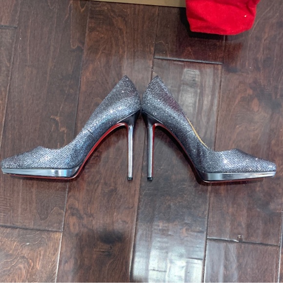 Christian Louboutin Glittering Gray Heels - Picture 3 of 13